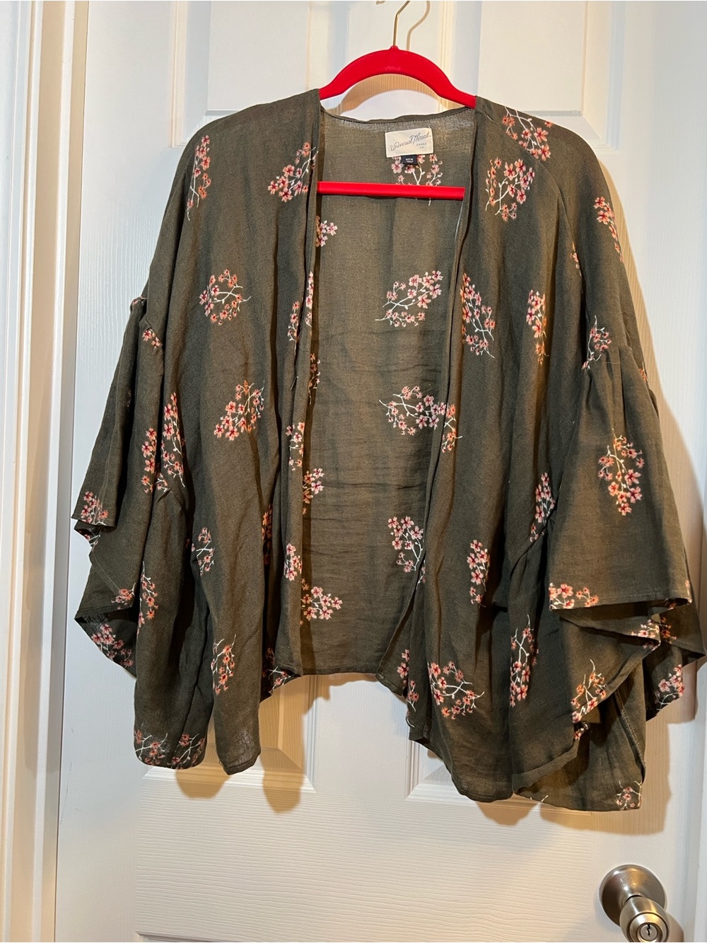 🦋 Universal Thread Olive Floral Open-Front Kimono size large